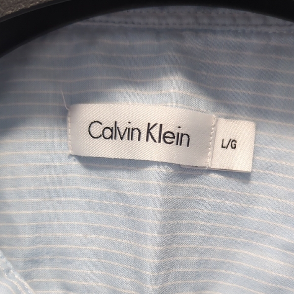 Calvin Klein Light Blue Casual Button Down Shirt - Picture 6 of 8
